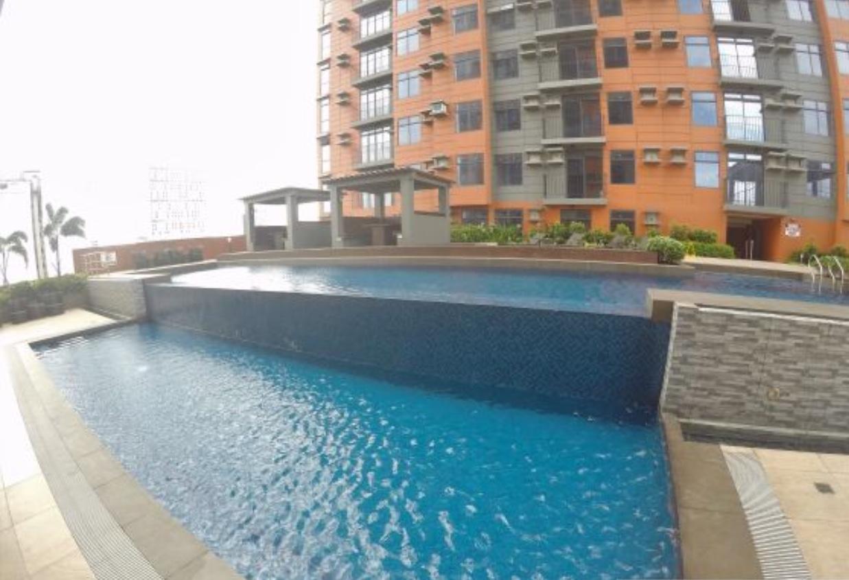 Portovita Towers Manila Exteriör bild